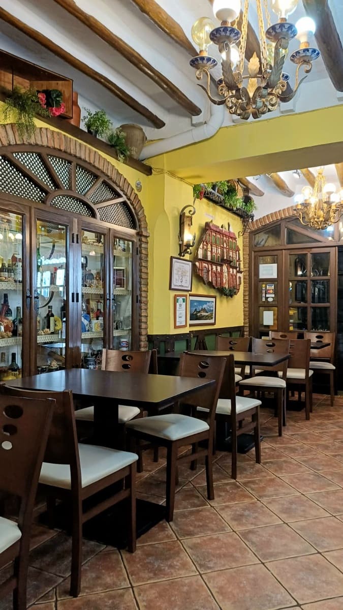 Restaurant/Bar til salg i Archidona - € 650.000 (Ref: 9570038)