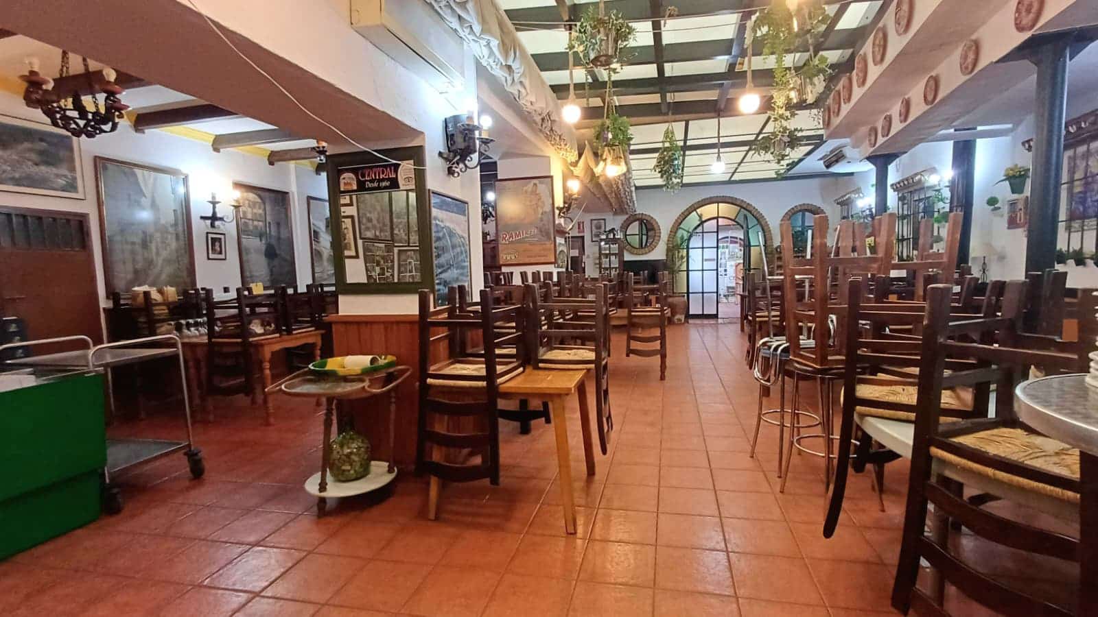 Restaurant/Bar til salg i Archidona - € 650.000 (Ref: 9570038)