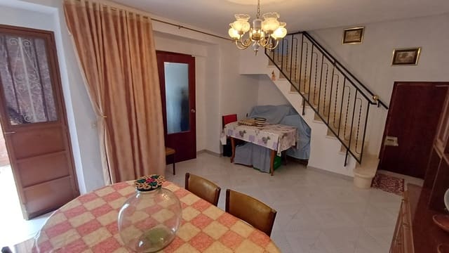 Finca/Casa Rural de 3 habitaciones en Villanueva de Algaidas en venta con garaje - 118.000 € (Ref: 9713631)