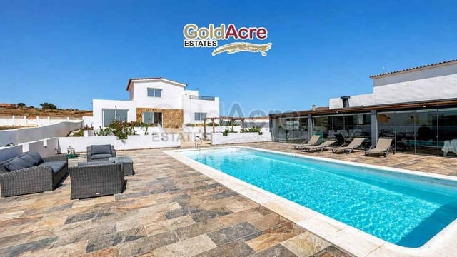 3 chambre Villa/Maison à vendre à Triquivijate, Antigua avec piscine - 495 000 € (Ref: 10024994)