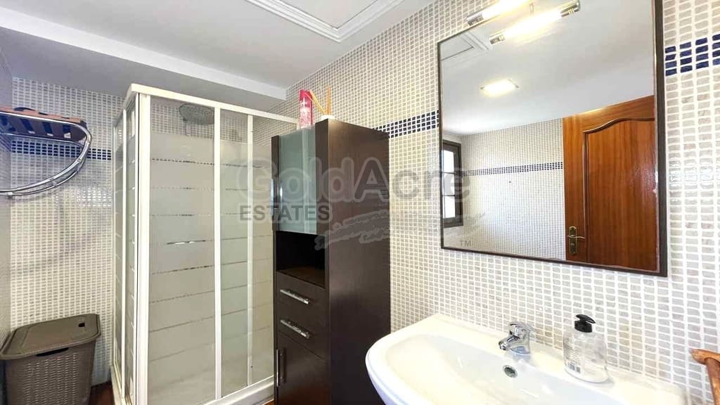 3 bedroom Villa for sale in Puerto del Rosario with garage - € 339,000 (Ref: 10026638)