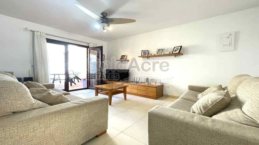 4 quarto Moradia para venda em Corralejo com piscina garagem - 395 000 € (Ref: 10026639)