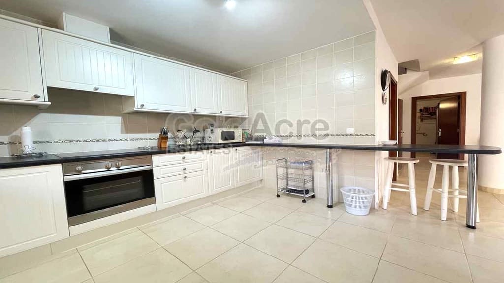 4 quarto Moradia para venda em Corralejo com piscina garagem - 395 000 € (Ref: 10026639)