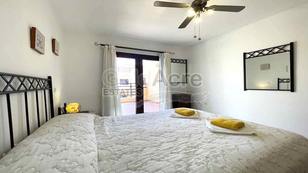 4 quarto Moradia para venda em Corralejo com piscina garagem - 395 000 € (Ref: 10026639)