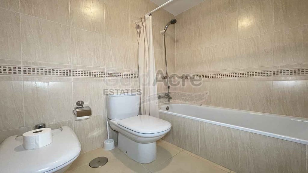4 quarto Moradia para venda em Corralejo com piscina garagem - 395 000 € (Ref: 10026639)