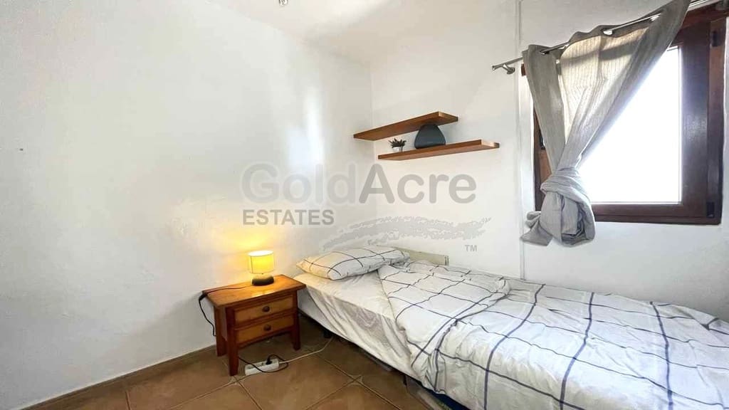 Chalet de 3 habitaciones en Lajares en venta con piscina garaje - 495.000 € (Ref: 10027674)