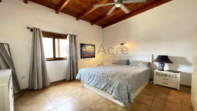 3 chambre Villa/Maison à vendre à Lajares, La Oliva avec piscine garage - 495 000 € (Ref: 10027674)