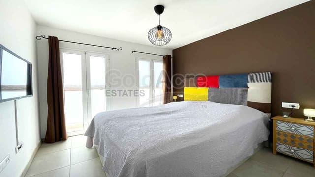 1 makuuhuone Huoneisto myytävänä paikassa Corralejo, La Oliva mukana uima-altaan - 239 000 € (Ref: 10027675)