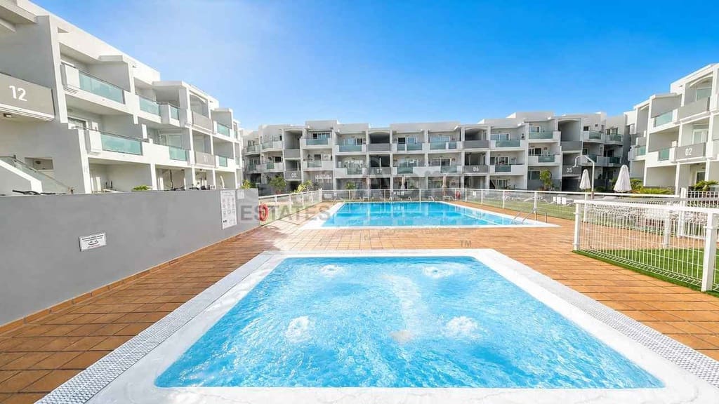 1 makuuhuone Huoneisto myytävänä paikassa Corralejo mukana uima-altaan - 239 000 € (Ref: 10027675)