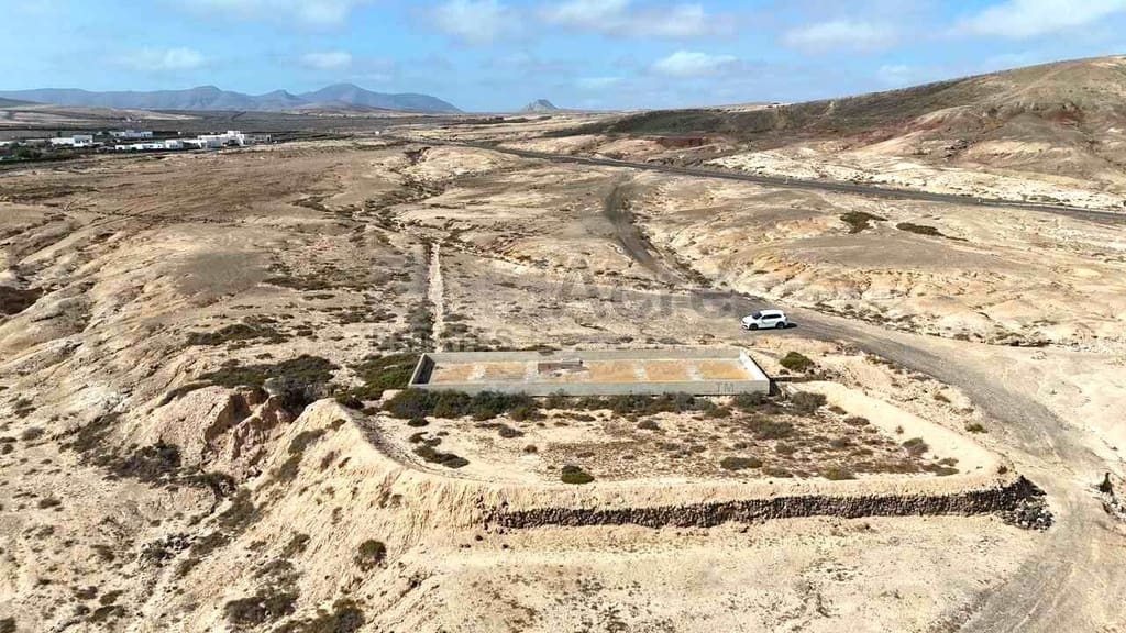 Mark till salu i Lajares - 20 000 € (Ref: 10033375)