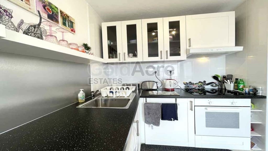 1 makuuhuone Huoneisto myytävänä paikassa Caleta de Fuste mukana uima-altaan - 155 000 € (Ref: 10037786)