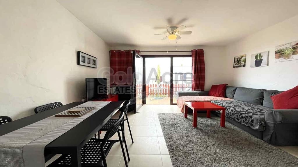 1 makuuhuone Huoneisto myytävänä paikassa Caleta de Fuste mukana uima-altaan - 155 000 € (Ref: 10037786)