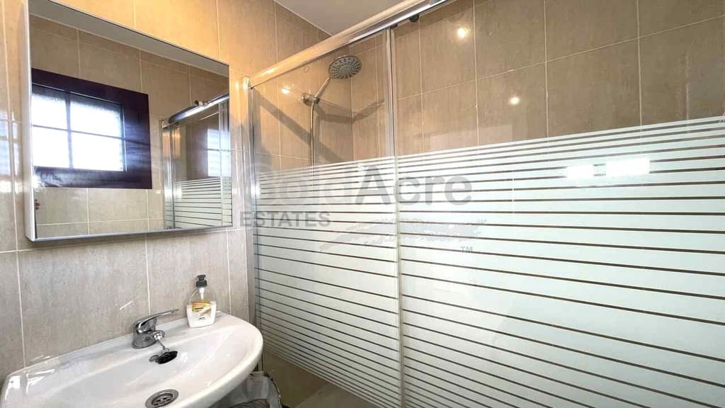 1 makuuhuone Huoneisto myytävänä paikassa Caleta de Fuste mukana uima-altaan - 155 000 € (Ref: 10037786)