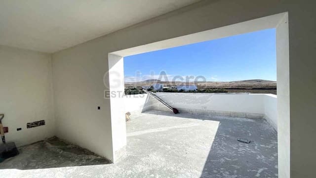3 soverom Villa til salgs i Lajares, La Oliva med svømmebasseng garasje - € 1 095 000 (Ref: 10037789)