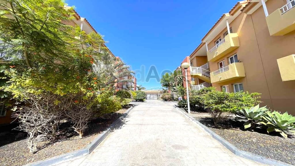 2 chambre Appartement à vendre à Corralejo avec piscine garage - 200 000 € (Ref: 10040239)