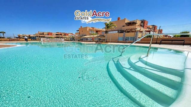 2 chambre Appartement à vendre à Corralejo, La Oliva avec piscine garage - 200 000 € (Ref: 10040239)