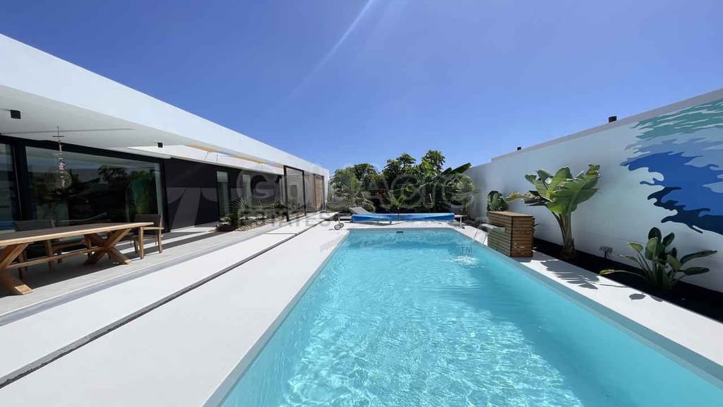 3 quarto Moradia para venda em Villaverde com piscina garagem - 649 000 € (Ref: 10048620)