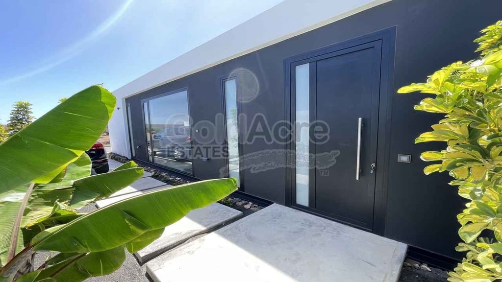 3 quarto Moradia para venda em Villaverde com piscina garagem - 649 000 € (Ref: 10048620)