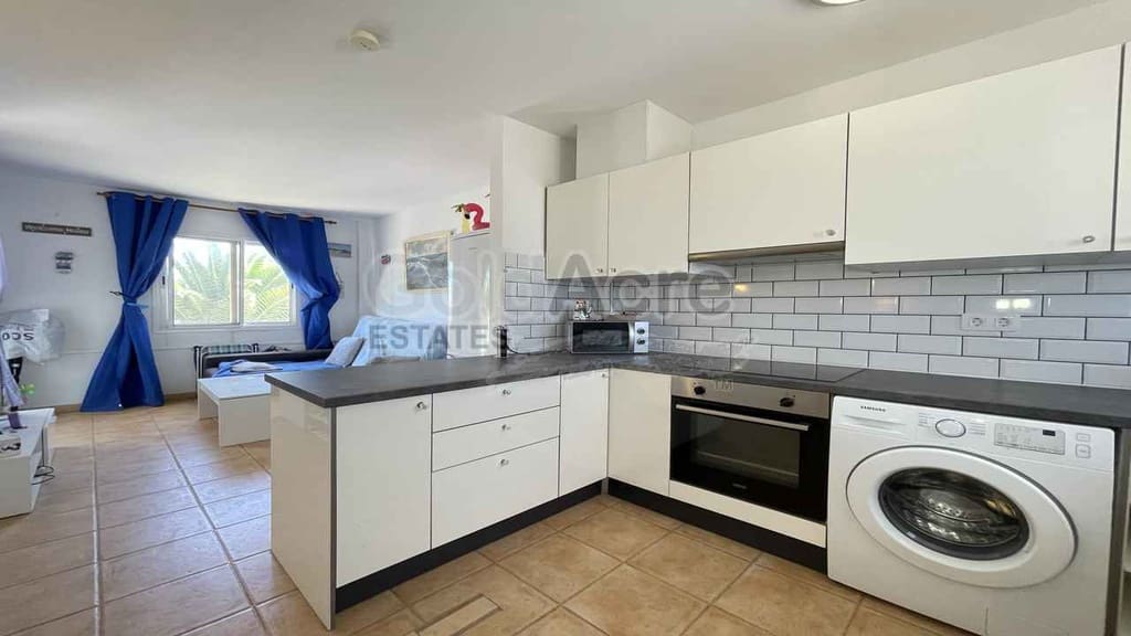 1 sovrum Lägenhet till salu i Corralejo med pool - 149 000 € (Ref: 10054516)