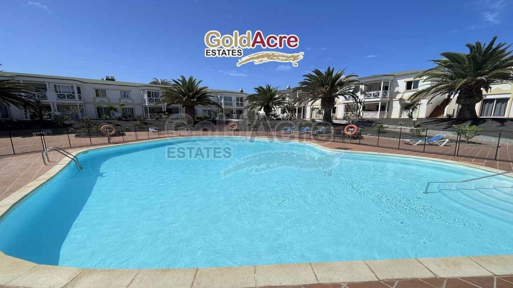 1 sovrum Lägenhet till salu i Corralejo med pool - 149 000 € (Ref: 10054516)