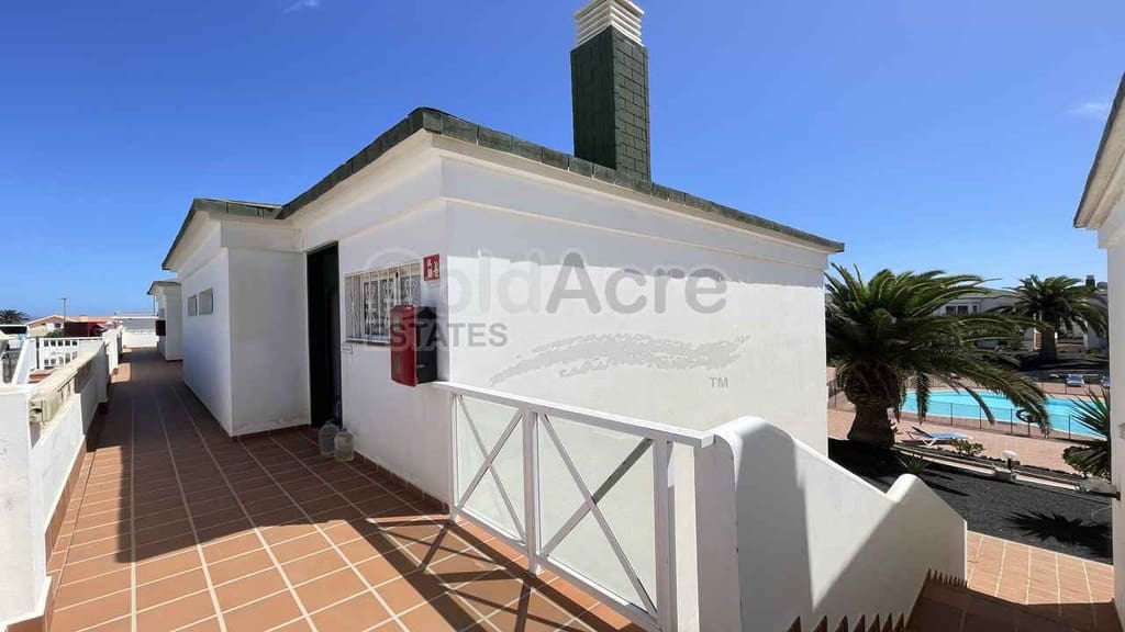 1 sovrum Lägenhet till salu i Corralejo med pool - 149 000 € (Ref: 10054516)