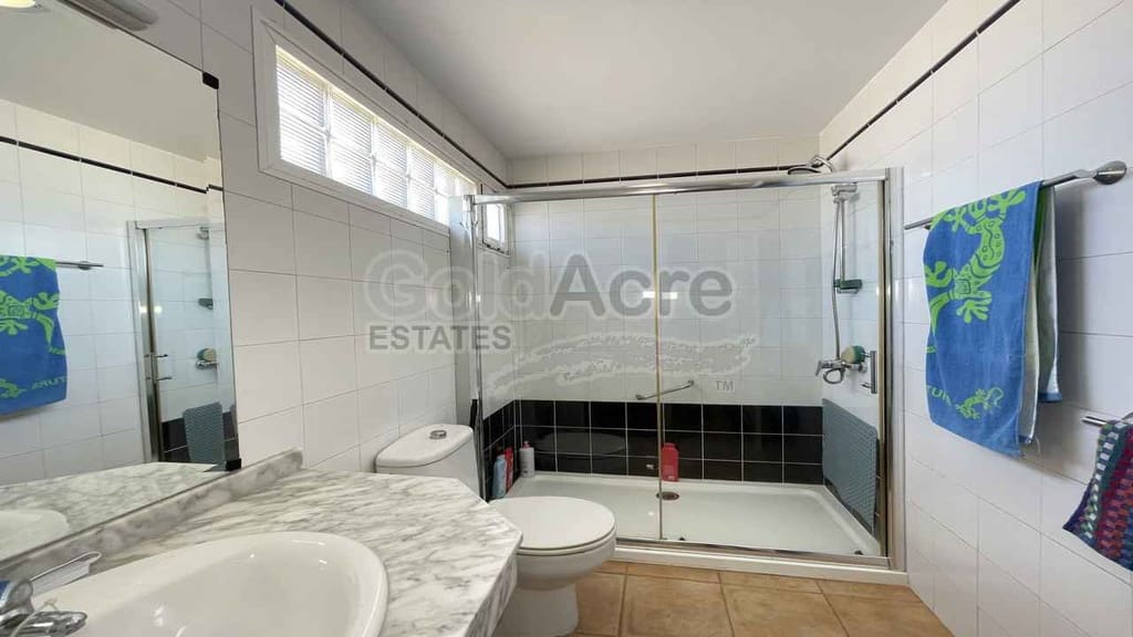 1 sovrum Lägenhet till salu i Corralejo med pool - 149 000 € (Ref: 10054516)