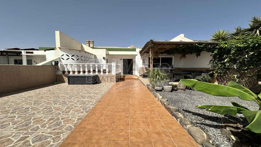 2 camera da letto Villa in vendita in Caleta de Fuste con piscina garage - 259.000 € (Rif: 10085396)