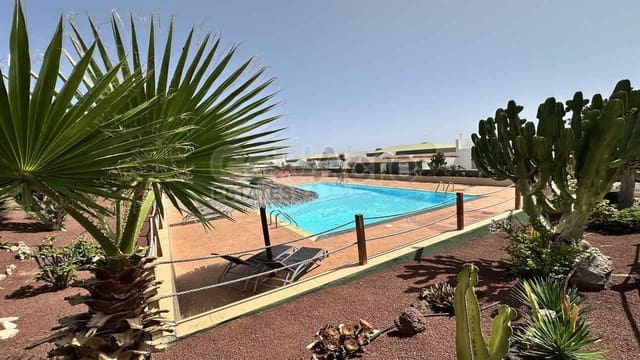 2 camera da letto Villa in vendita in Caleta de Fuste, Antigua con piscina garage - 259.000 € (Rif: 10085396)