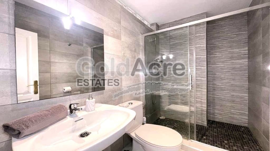 4 quarto Moradia para venda em Corralejo com piscina garagem - 1 390 000 € (Ref: 10094066)