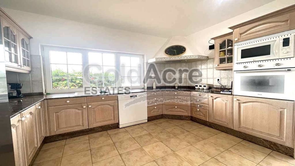 4 quarto Moradia para venda em Corralejo com piscina garagem - 1 390 000 € (Ref: 10094066)