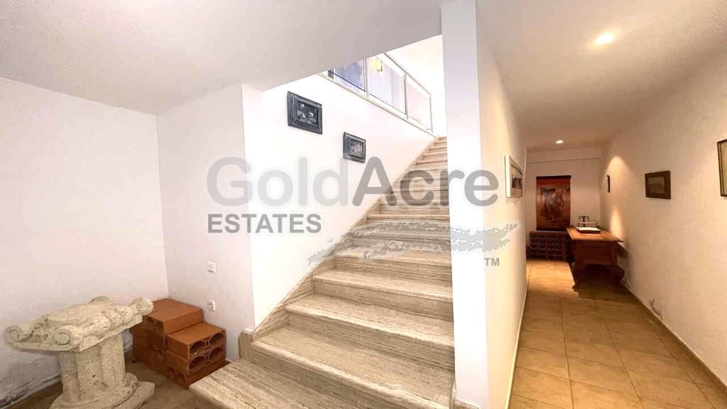 4 quarto Moradia para venda em Corralejo com piscina garagem - 1 390 000 € (Ref: 10094066)