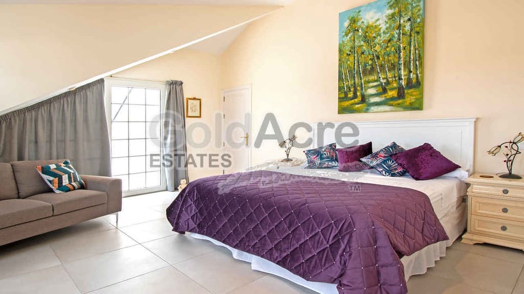 4 quarto Moradia para venda em Corralejo com piscina garagem - 1 390 000 € (Ref: 10094066)