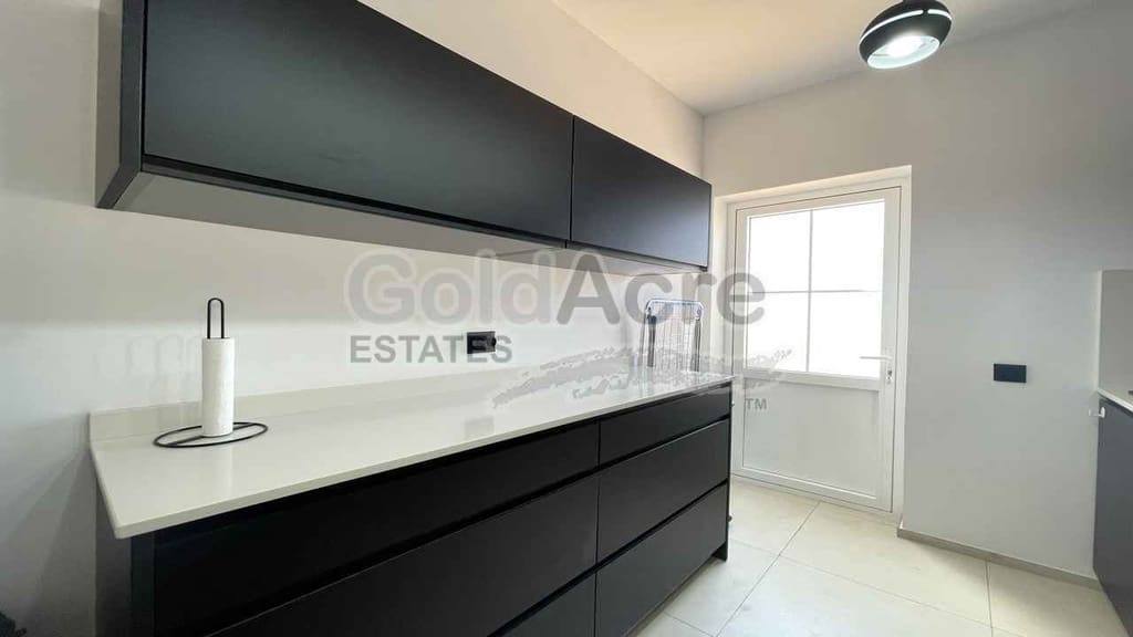 3 chambre Villa/Maison à vendre à Caleta de Fuste avec piscine garage - 475 000 € (Ref: 10097434)