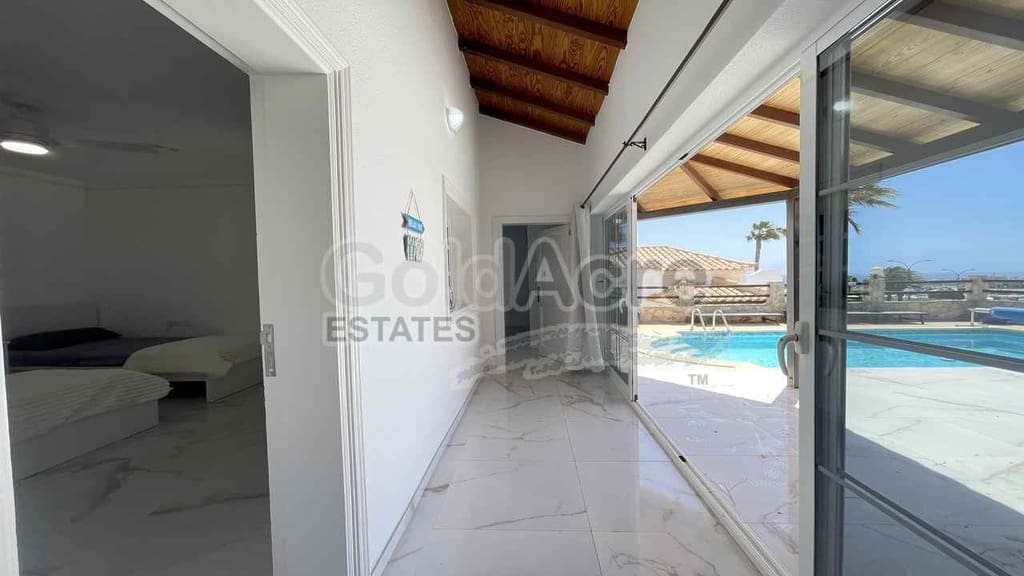 3 chambre Villa/Maison à vendre à Caleta de Fuste avec piscine garage - 475 000 € (Ref: 10097434)