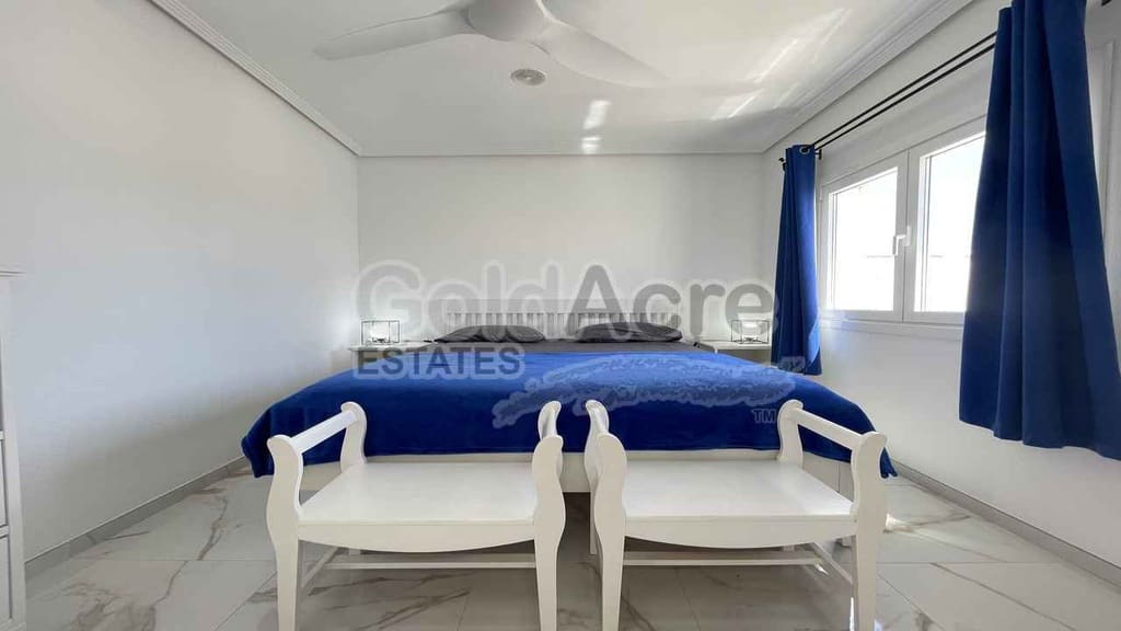 3 chambre Villa/Maison à vendre à Caleta de Fuste avec piscine garage - 475 000 € (Ref: 10097434)