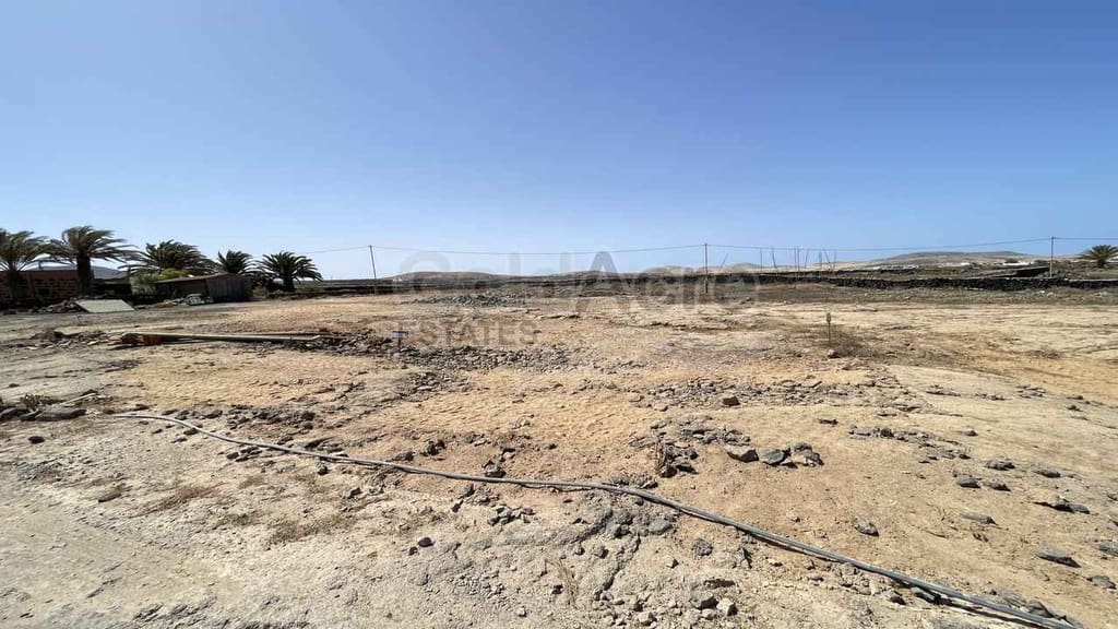 Undeveloped Land for sale in Lajares - € 185,000 (Ref: 10110428)