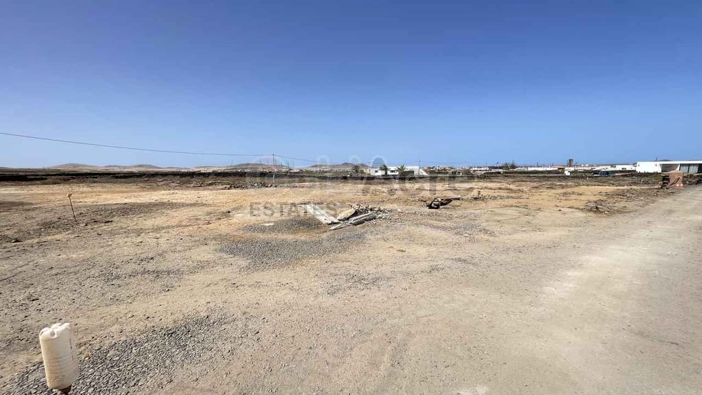 Undeveloped Land for sale in Lajares - € 185,000 (Ref: 10110428)