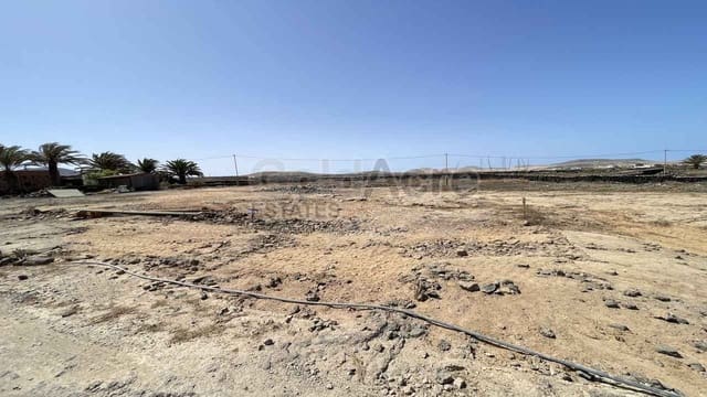 Terreno Não Urbanizado para venda em Lajares, La Oliva - 185 000 € (Ref: 10110428)