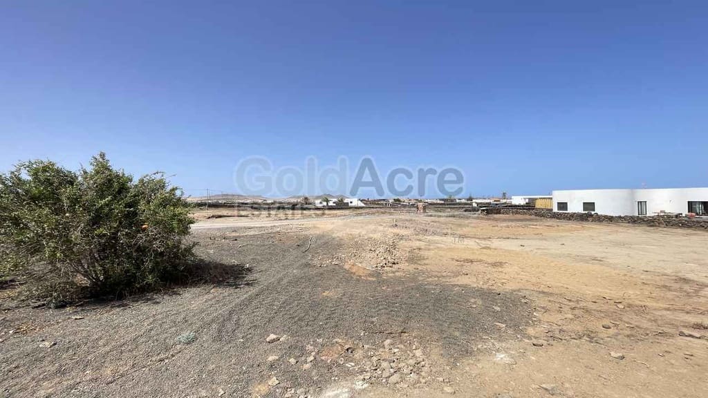 Undeveloped Land for sale in Lajares - € 199,500 (Ref: 10113485)