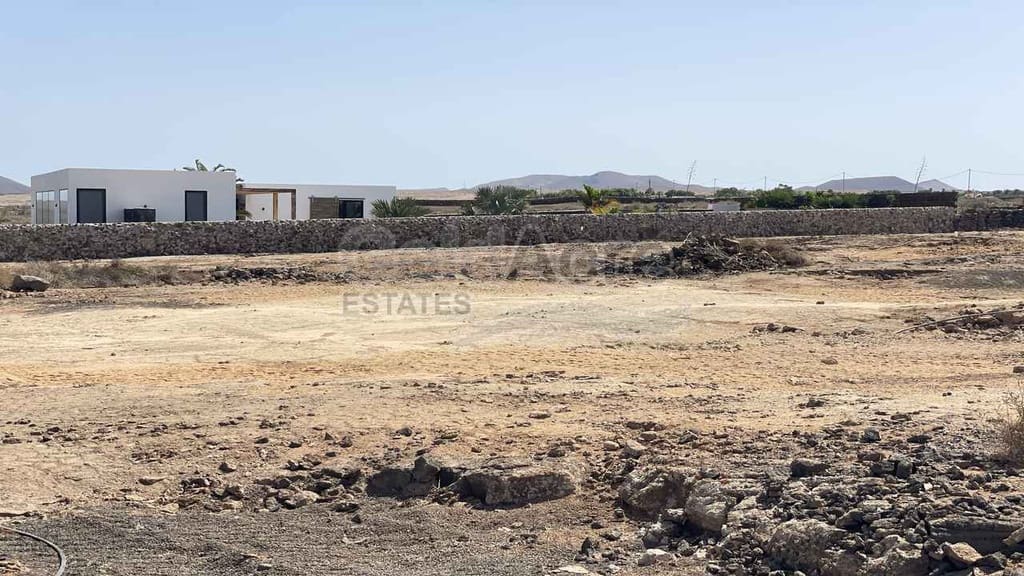 Undeveloped Land for sale in Lajares - € 199,500 (Ref: 10113485)