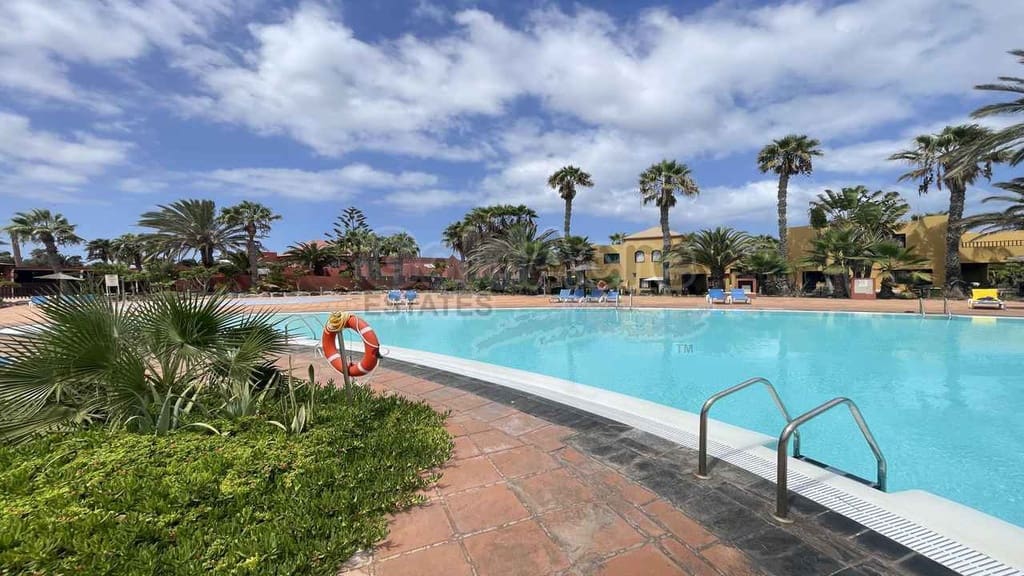 2 Zimmer Apartment zu verkaufen in Corralejo mit Pool Garage - 235.000 € (Ref: 10113486)