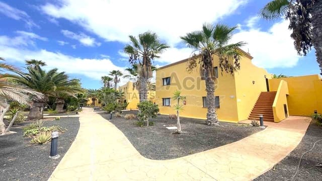 2 Zimmer Apartment zu verkaufen in Corralejo, La Oliva mit Pool Garage - 235.000 € (Ref: 10113486)