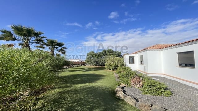 5 soverom Villa til salgs i Villaverde, La Oliva med svømmebasseng - € 970 000 (Ref: 10118653)