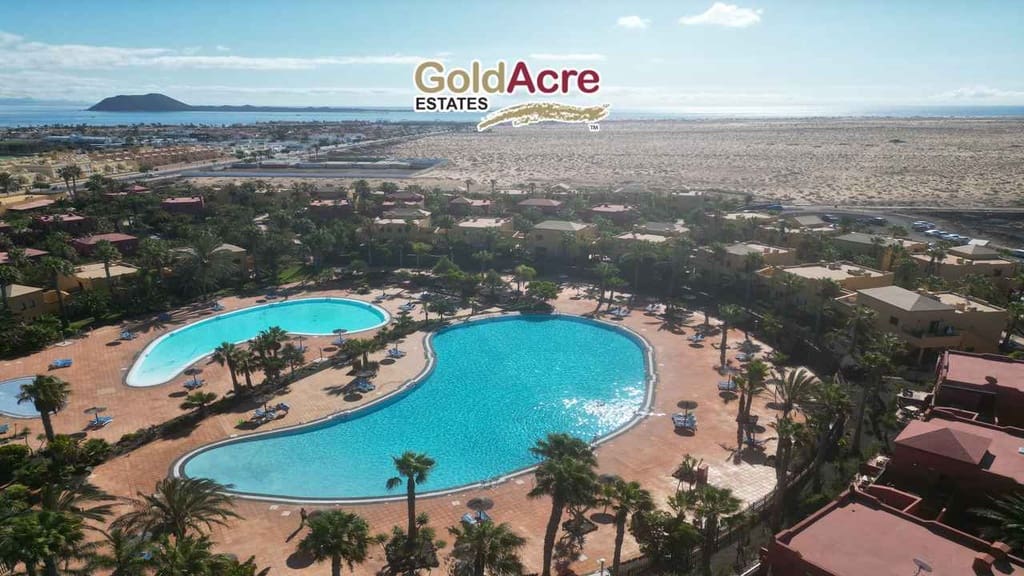 1 bedroom Apartment for sale in Corralejo with pool - € 225,000 (Ref: 10150196)