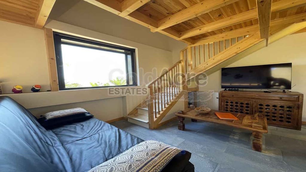 1 bedroom Apartment for sale in Corralejo with pool - € 225,000 (Ref: 10150196)