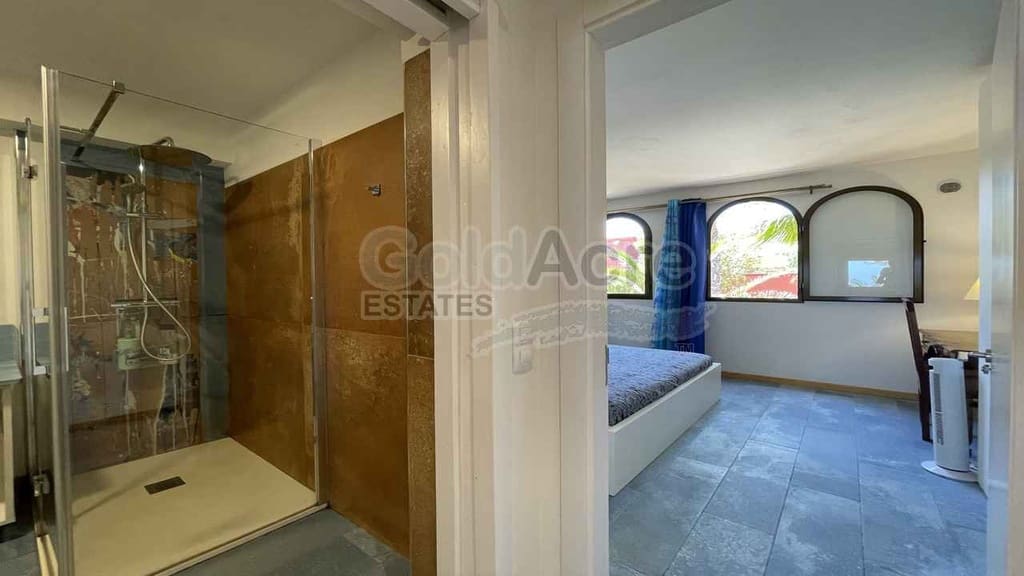 1 bedroom Apartment for sale in Corralejo with pool - € 225,000 (Ref: 10150196)