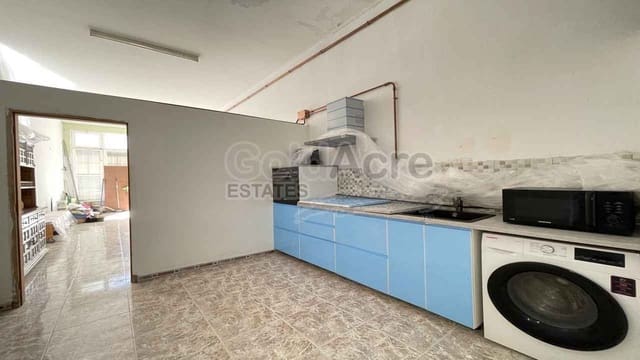 Kaupallinen myytävänä paikassa Puerto del Rosario - 92 000 € (Ref: 10154504)