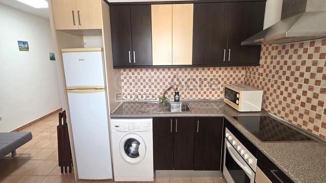 1 soveværelse Lejlighed til salg i El Cotillo, La Oliva - € 148.000 (Ref: 10158853)