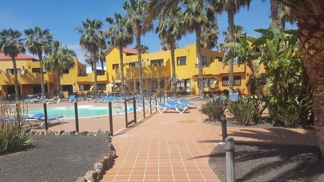 Apartamento de 1 habitación en Corralejo, La Oliva en venta con piscina - 215.000 € (Ref: 10158854)