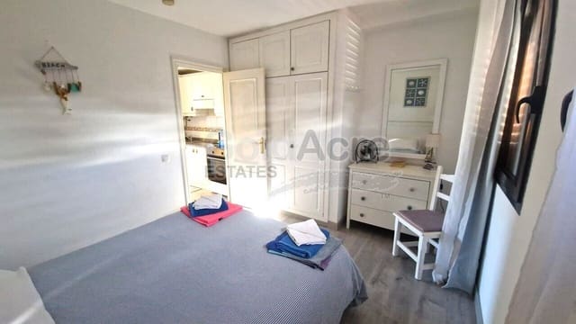 Apartamento de 1 habitación en Corralejo, La Oliva en venta con piscina - 215.000 € (Ref: 10158854)